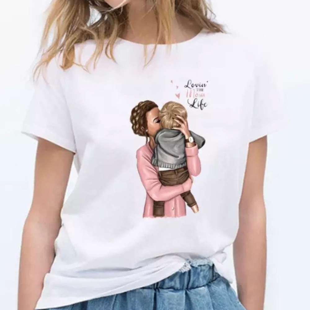 Moms T-Shirt
